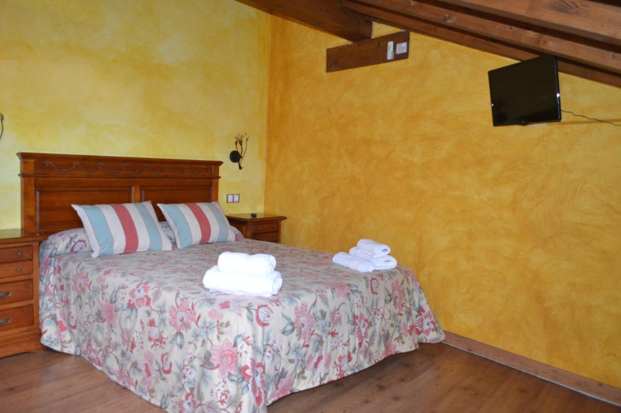 Hotel Rural El Marques Saldana Exterior photo